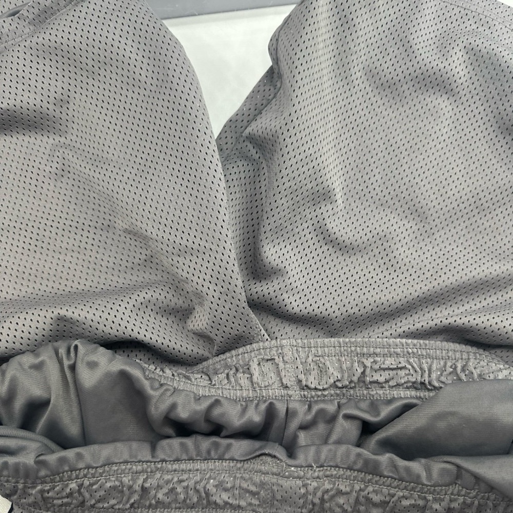 Shorts - Picture 8 of 12